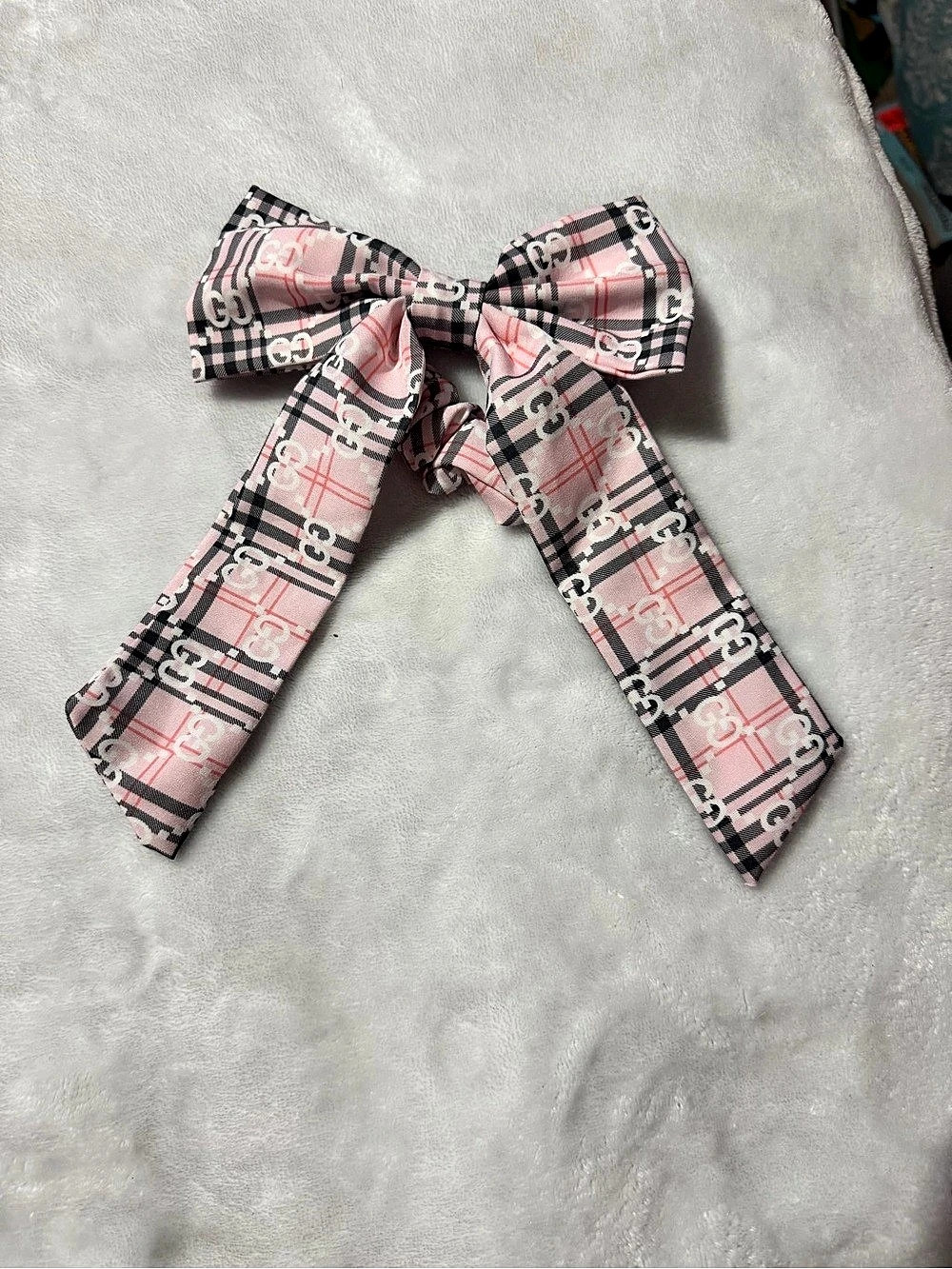 2 Plaid Bow Scrunchie Hair Accessories in Pink & Black